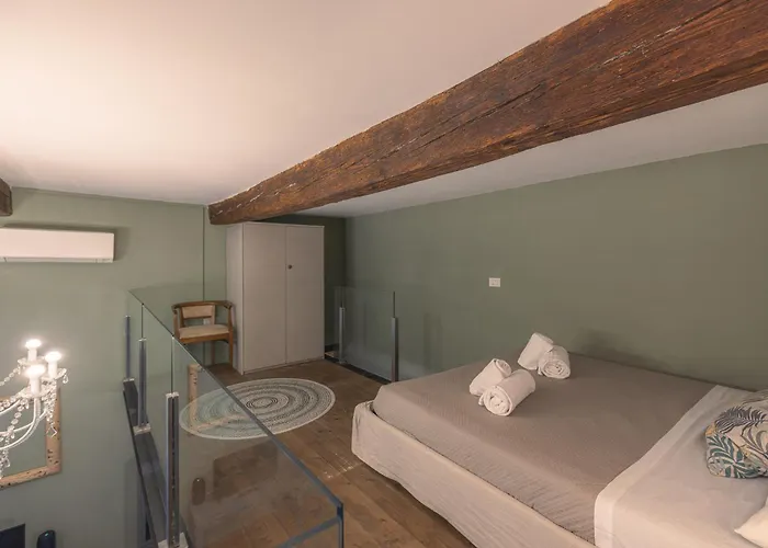 Sant Ambrogio Pepper Apartament